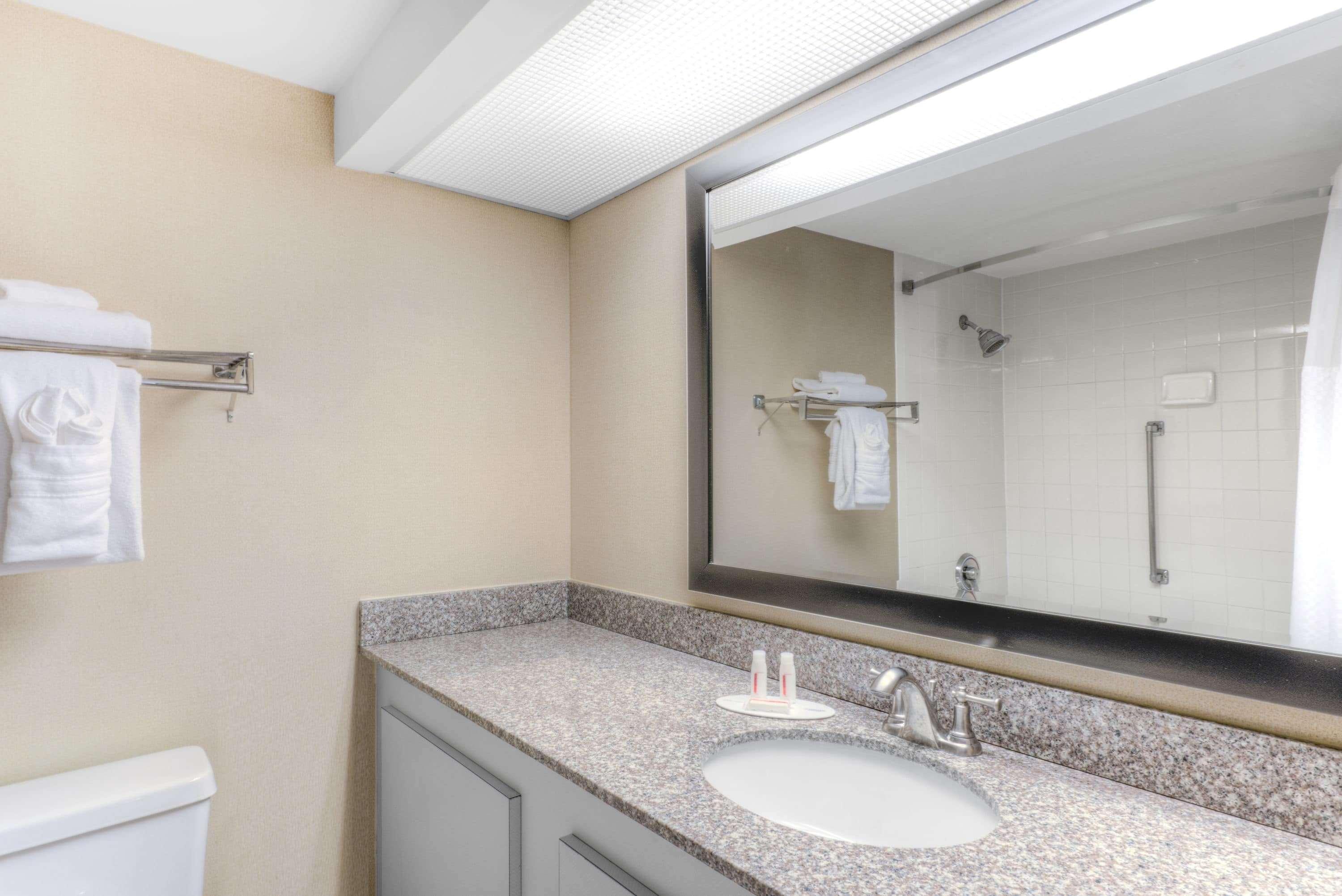 Howard Johnson By Wyndham 3*
