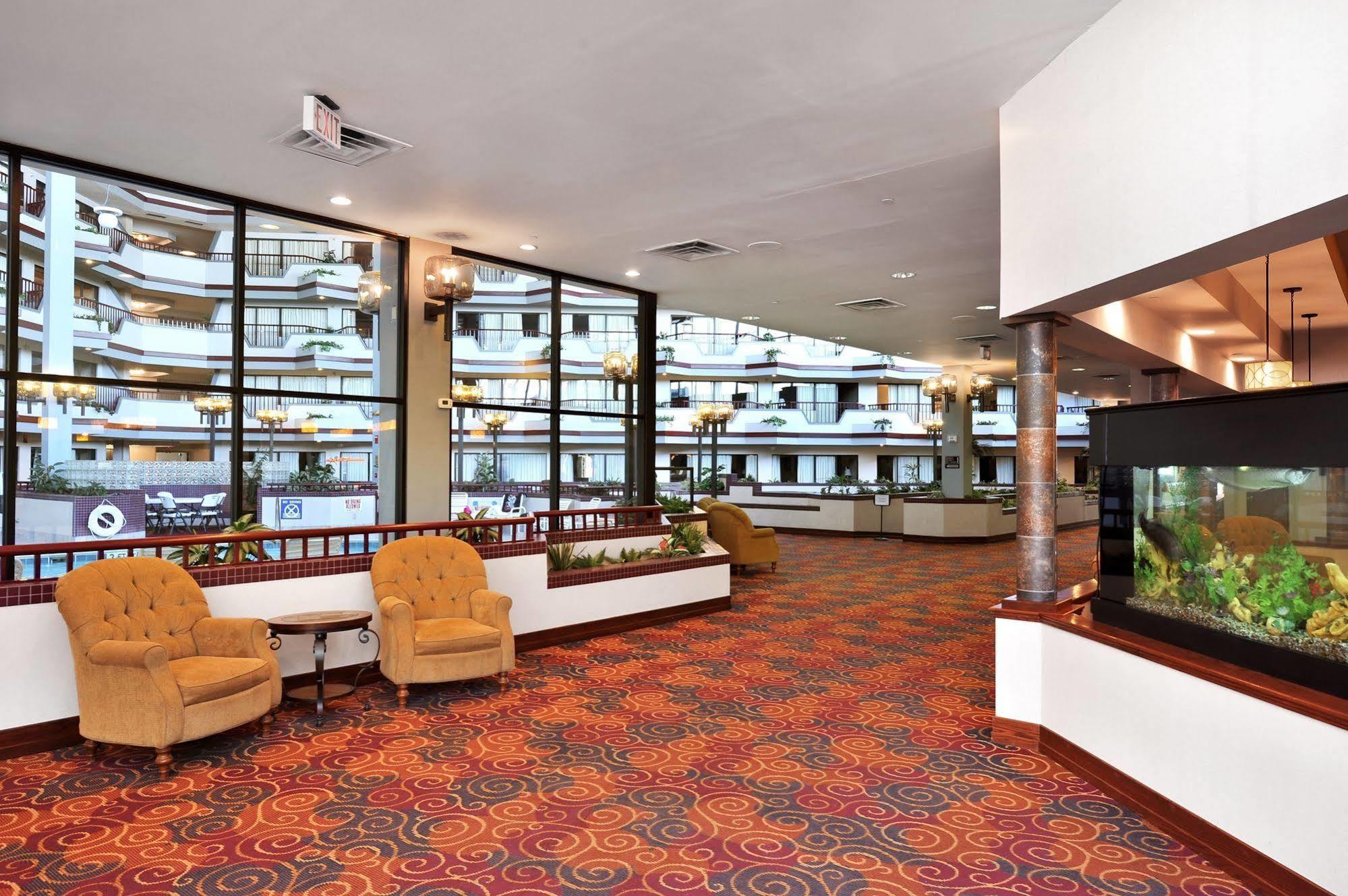 Howard Johnson By Wyndham Lima